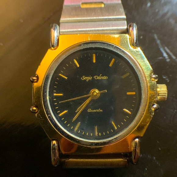 Sergio Valente Quartz Women’s Watch - Picture 2 of 2